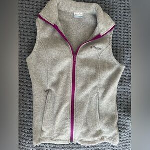 Columbia Fleece vest